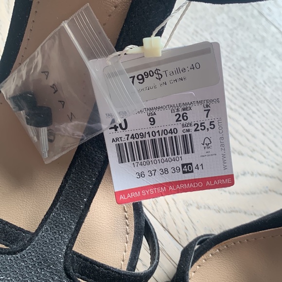 Black high heels with shiny details - Picture 7 of 7